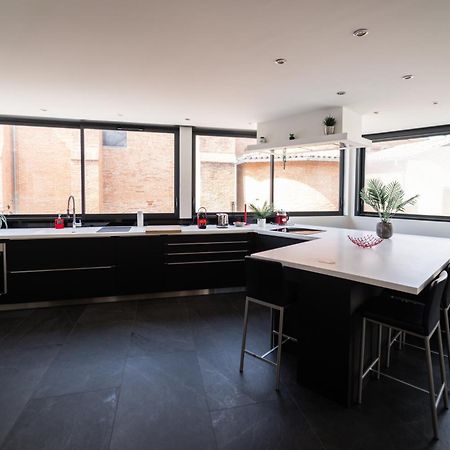 Loft 150 M2 Jacuzzi, Sauna Et Massage Blagnac Ngoại thất bức ảnh