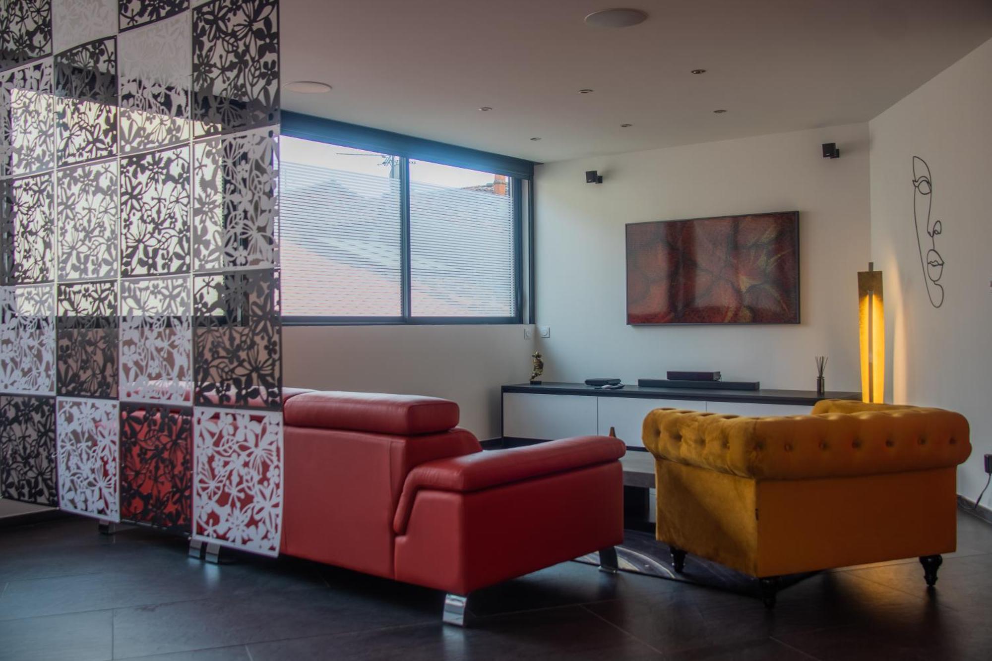 Loft 150 M2 Jacuzzi, Sauna Et Massage Blagnac Ngoại thất bức ảnh
